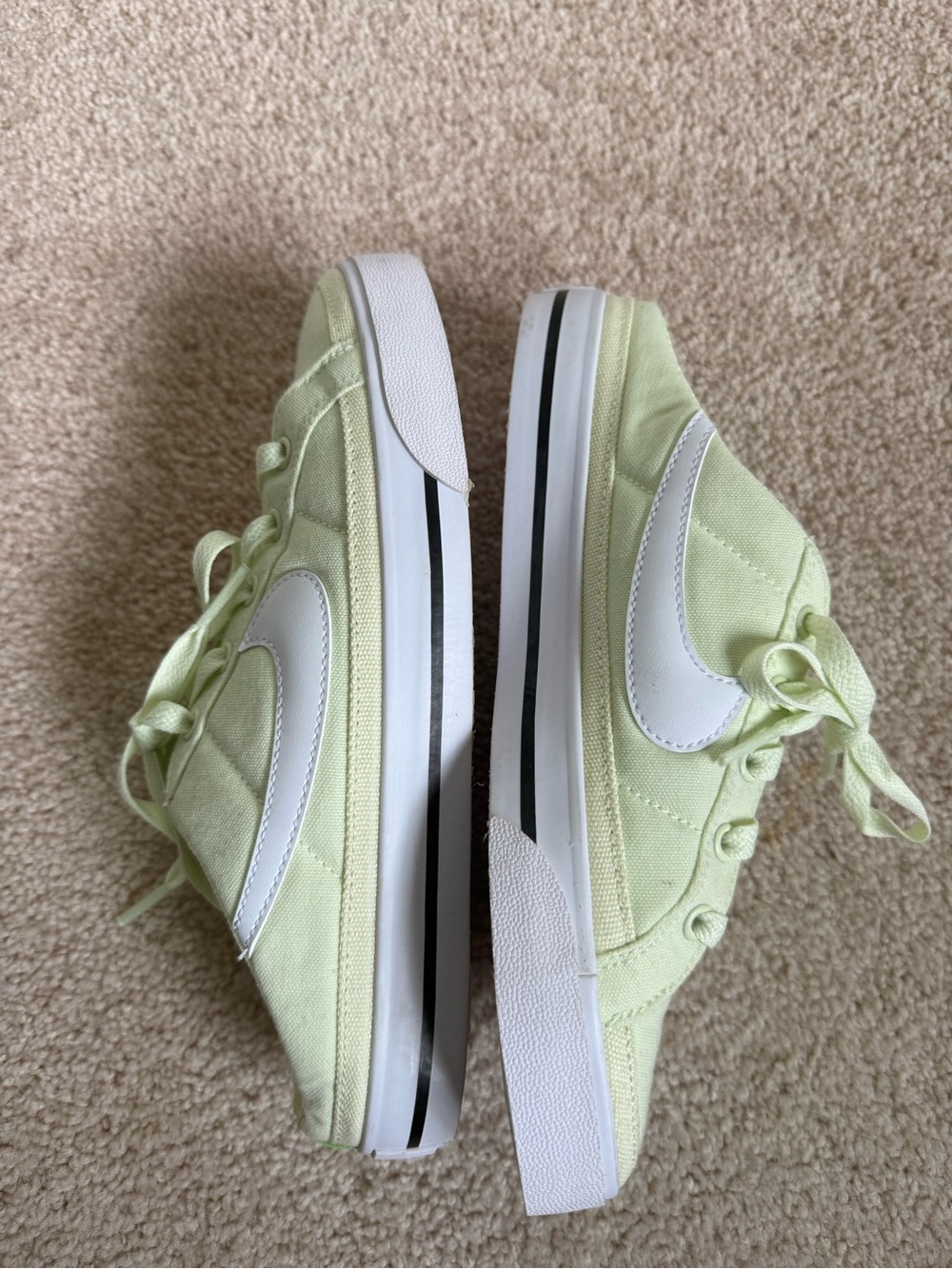NWOB Nike Women’s Court Legacy Mules in Lime Ice- Low-Top Sneakers - Picture 8 of 10
